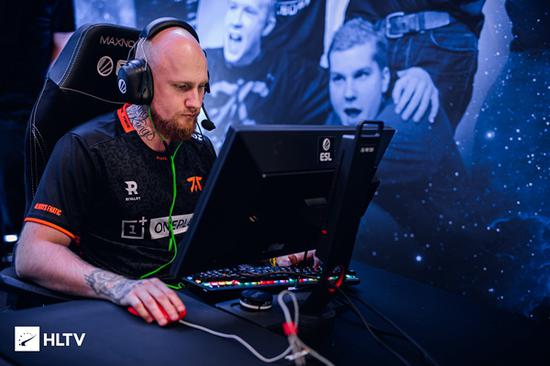 王者荣耀澜角色连招与出装详解及3D模型展示